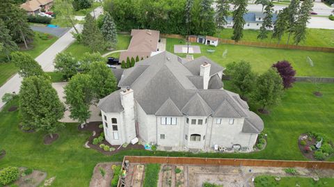 Tiny photo for 904 S Edgewood Lane, Mount Prospect, IL 60056 (MLS # 12488478)