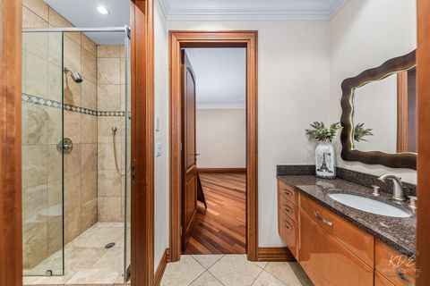 Tiny photo for 904 S Edgewood Lane, Mount Prospect, IL 60056 (MLS # 12488478)