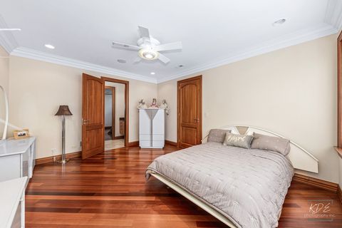 Tiny photo for 904 S Edgewood Lane, Mount Prospect, IL 60056 (MLS # 12488478)