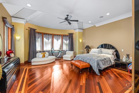 Tiny photo for 904 S Edgewood Lane, Mount Prospect, IL 60056 (MLS # 12488478)