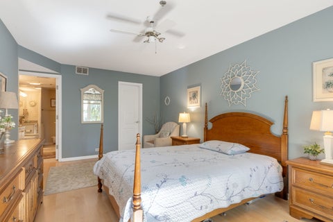 Tiny photo for 6401 Lincoln Avenue #210, Morton Grove, IL 60053 (MLS # 12786191)