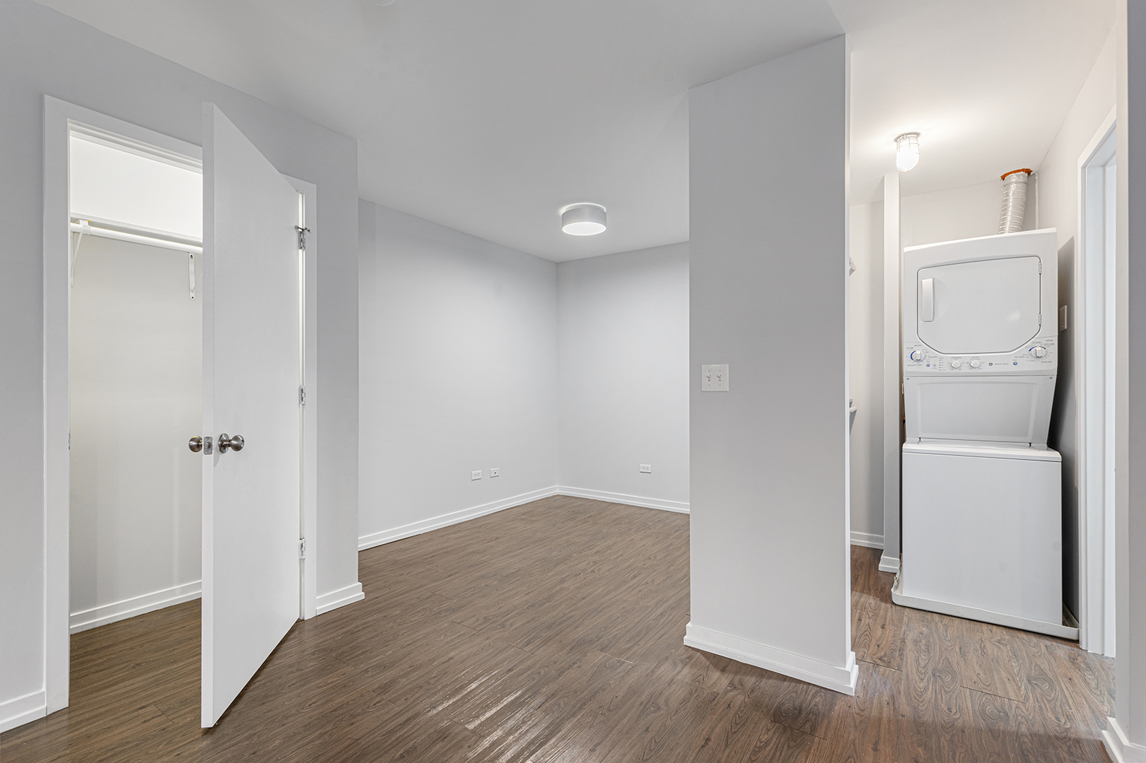 6134 N Kenmore Avenue 304