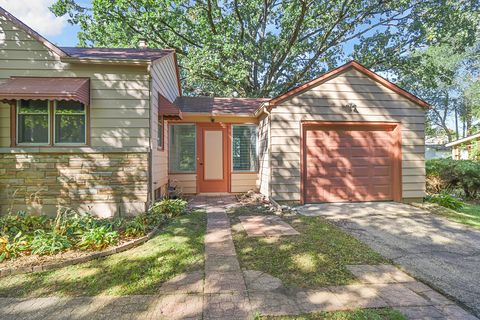 Tiny photo for 3819 Woodlawn Drive, Island Lake, IL 60042 (MLS # 12492934)