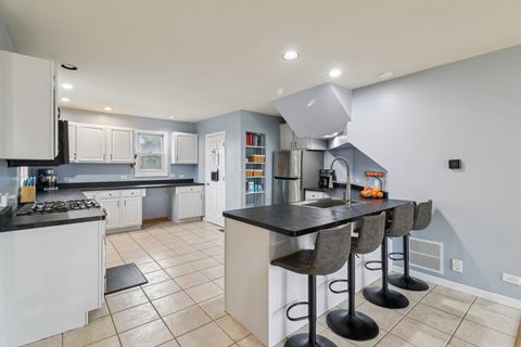 Tiny photo for 912 River Terrace Drive, Johnsburg, IL 60051 (MLS # 12578722)