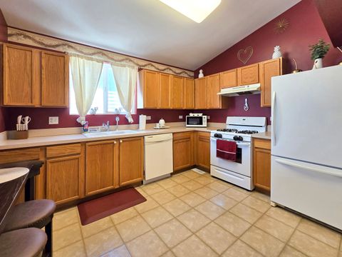 Tiny photo for 791 Serendipity Drive, Aurora, IL 60504 (MLS # 12601948)