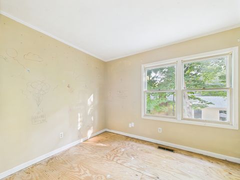 Tiny photo for 1136 Pine Court, Batavia, IL 60510 (MLS # 12435794)