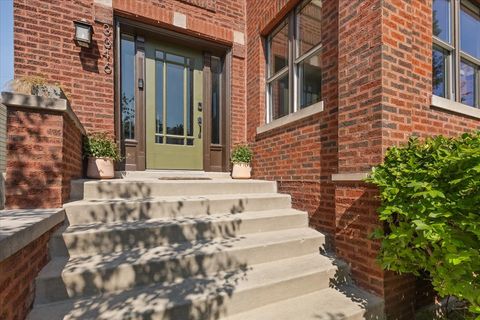 Tiny photo for 3346 W Cullom Avenue, Chicago, IL 60618 (MLS # 12589821)