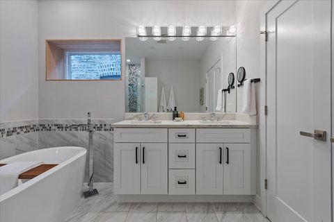 Tiny photo for 3346 W Cullom Avenue, Chicago, IL 60618 (MLS # 12589821)