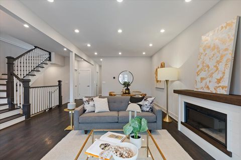 Tiny photo for 3346 W Cullom Avenue, Chicago, IL 60618 (MLS # 12589821)