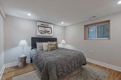 Tiny photo for 3346 W Cullom Avenue, Chicago, IL 60618 (MLS # 12589821)