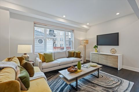 Tiny photo for 3346 W Cullom Avenue, Chicago, IL 60618 (MLS # 12589821)