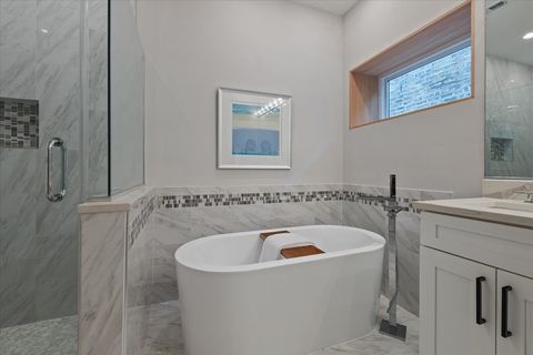 Tiny photo for 3346 W Cullom Avenue, Chicago, IL 60618 (MLS # 12589821)