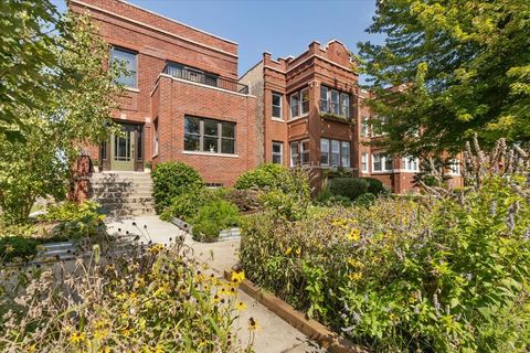Tiny photo for 3346 W Cullom Avenue, Chicago, IL 60618 (MLS # 12589821)