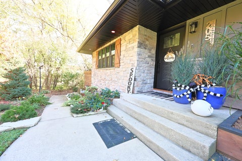 Tiny photo for 205 Coventry Avenue, Spring Grove, IL 60081 (MLS # 12795841)