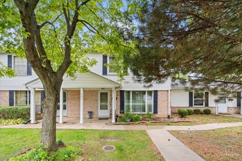 Tiny photo for 753 Moore Drive #753, Elk Grove Village, IL 60007 (MLS # 12780926)