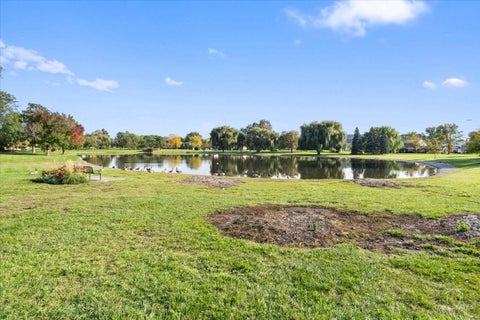 Tiny photo for 753 Moore Drive #753, Elk Grove Village, IL 60007 (MLS # 12780926)
