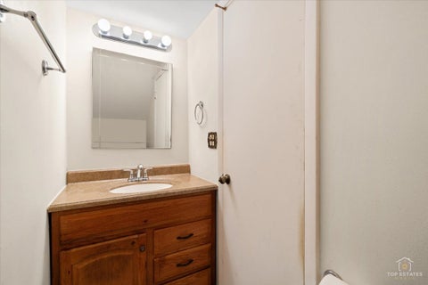 Tiny photo for 753 Moore Drive #753, Elk Grove Village, IL 60007 (MLS # 12780926)