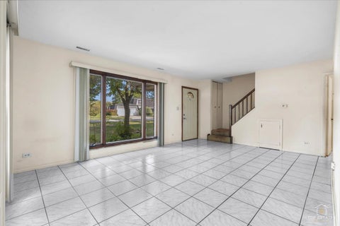Tiny photo for 753 Moore Drive #753, Elk Grove Village, IL 60007 (MLS # 12780926)