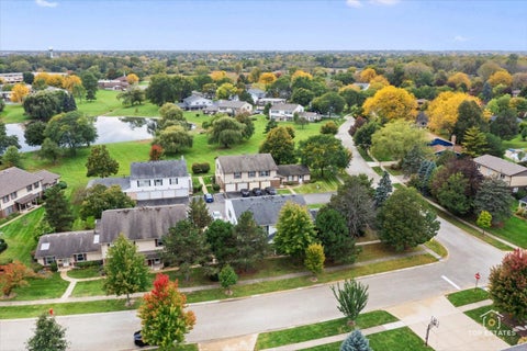 Tiny photo for 753 Moore Drive #753, Elk Grove Village, IL 60007 (MLS # 12780926)