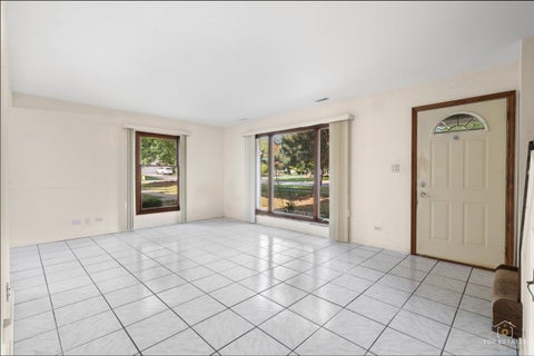 Tiny photo for 753 Moore Drive #753, Elk Grove Village, IL 60007 (MLS # 12780926)