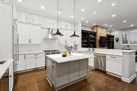 Tiny photo for 3547 N Fremont Street #1N, Chicago, IL 60657 (MLS # 12407637)