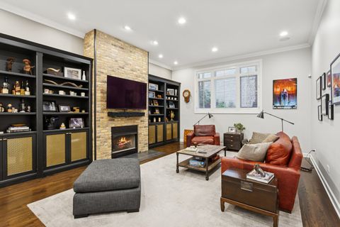 Tiny photo for 3547 N Fremont Street #1N, Chicago, IL 60657 (MLS # 12407637)