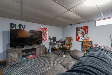 Tiny photo for 919 Charles Avenue, Winthrop Harbor, IL 60096 (MLS # 12438406)