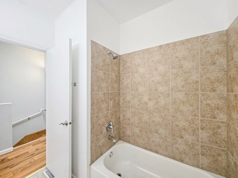 Tiny photo for 2415 W 32nd Place, Chicago, IL 60608 (MLS # 12496374)