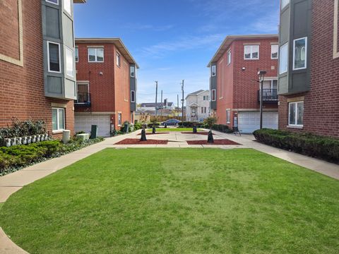 Tiny photo for 2415 W 32nd Place, Chicago, IL 60608 (MLS # 12496374)