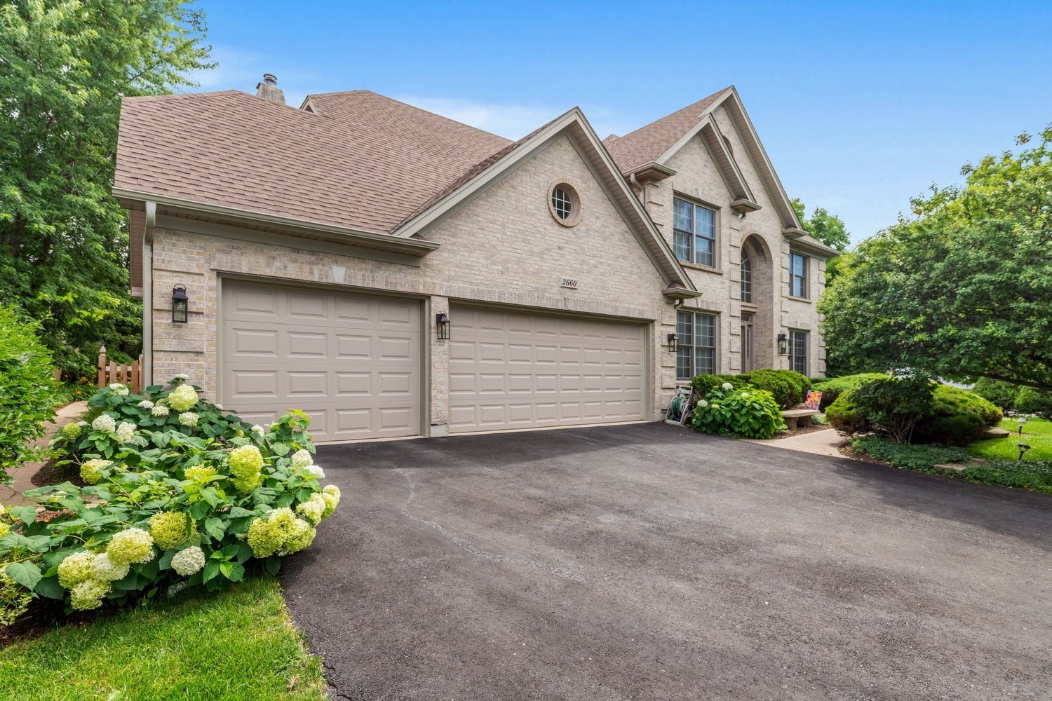 2660 Hoddam Road