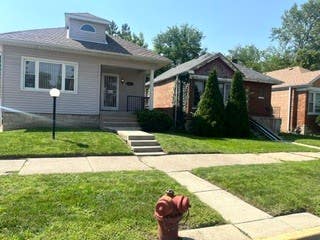 Tiny photo for 10228 S Carpenter Street, Chicago, IL 60643 (MLS # 12737837)
