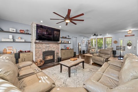 Tiny photo for 39247 Rangers Way, Antioch, IL 60002 (MLS # 12512880)