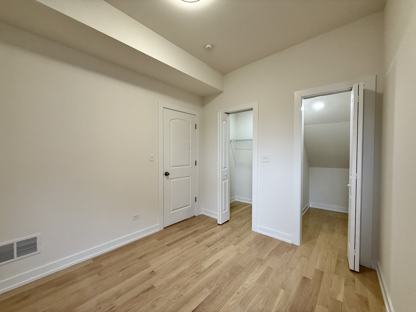 4032 W Wilcox Street
