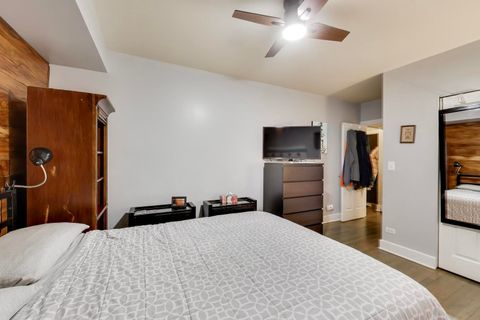 Tiny photo for 3450 N Janssen Avenue #1B, Chicago, IL 60657 (MLS # 12589530)