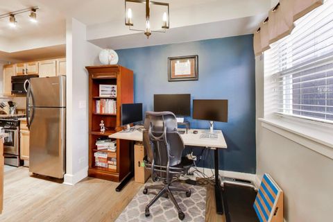 Tiny photo for 3450 N Janssen Avenue #1B, Chicago, IL 60657 (MLS # 12589530)