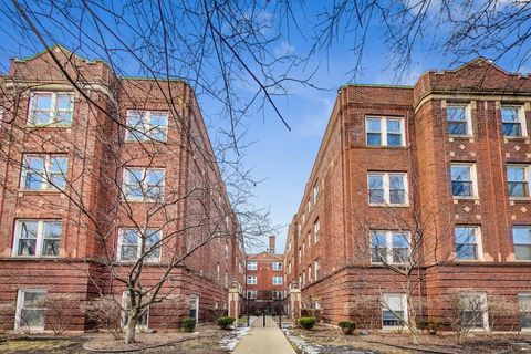 3450 N Janssen Avenue 1B Chicago IL 60657
