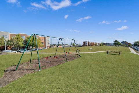 Tiny photo for 5402 W Hanson Avenue, Chicago, IL 60639 (MLS # 12488688)