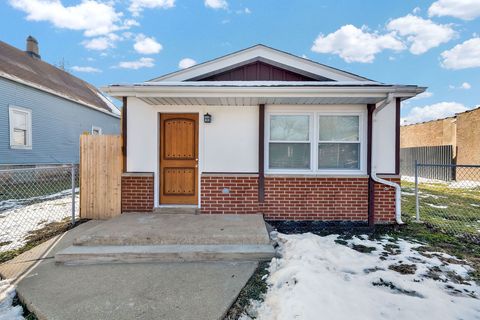 Photo of 1275 W 71st Street, Chicago, IL 60636 (MLS # 12532156)