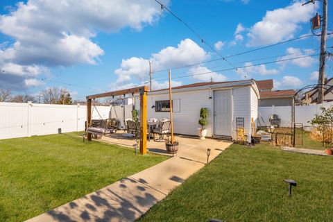 Tiny photo for 501 S 9th Avenue, Maywood, IL 60153 (MLS # 12536327)