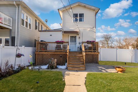 Tiny photo for 501 S 9th Avenue, Maywood, IL 60153 (MLS # 12536327)