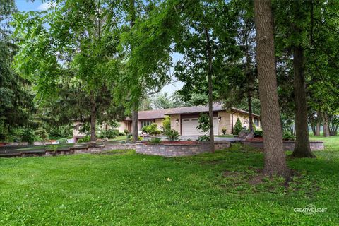 Photo of 8N153 Grand Arbor Lane, Maple Park, IL 60151 (MLS # 12462012)