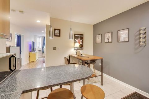 Tiny photo for 1655 N Fairfield Avenue #102, Chicago, IL 60647 (MLS # 12495438)