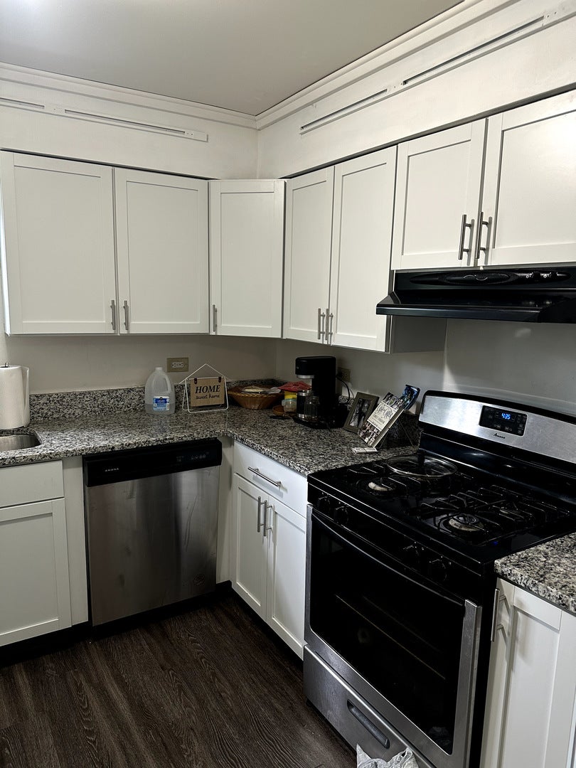 18017 Sayre Avenue
