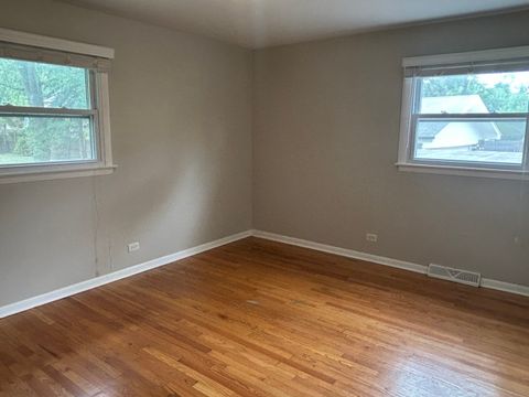 Tiny photo for 330 W Holly Court, Glenwood, IL 60425 (MLS # 12445881)