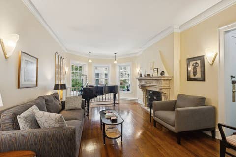 Tiny photo for 542 W Brompton Avenue #1N, Chicago, IL 60657 (MLS # 12709469)