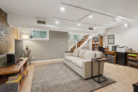 Tiny photo for 542 W Brompton Avenue #1N, Chicago, IL 60657 (MLS # 12709469)