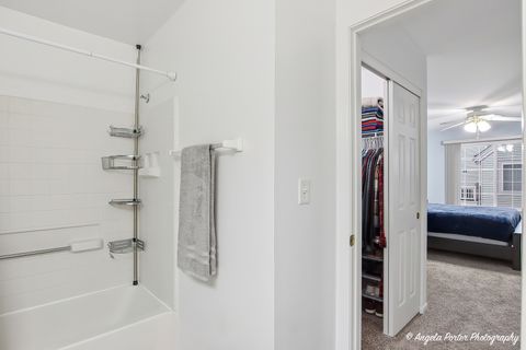 Tiny photo for 324 New Haven Drive #324, Cary, IL 60013 (MLS # 12613595)