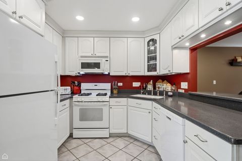 Tiny photo for 256 Mark Avenue, Glendale Heights, IL 60139 (MLS # 12698365)