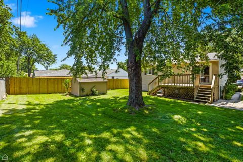 Tiny photo for 256 Mark Avenue, Glendale Heights, IL 60139 (MLS # 12698365)