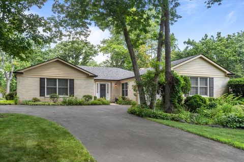 Photo of 912 Morningside Drive, Lake Forest, IL 60045 (MLS # 12600284)